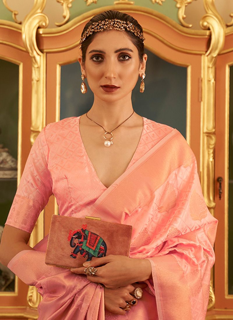 Attractive Light Pink Copper Zari Handloom Weaving Silk Saree