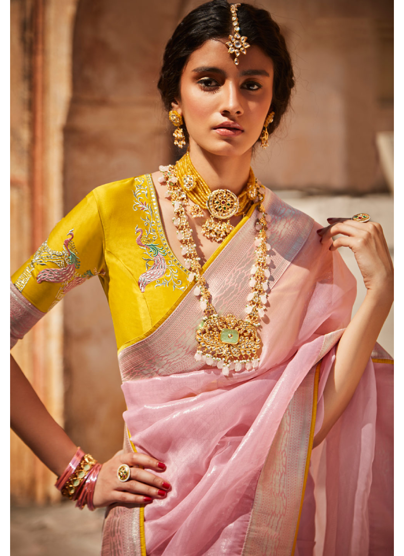 Desirable Looking Zari Woven Banarasi Silk Saree With Pink Color